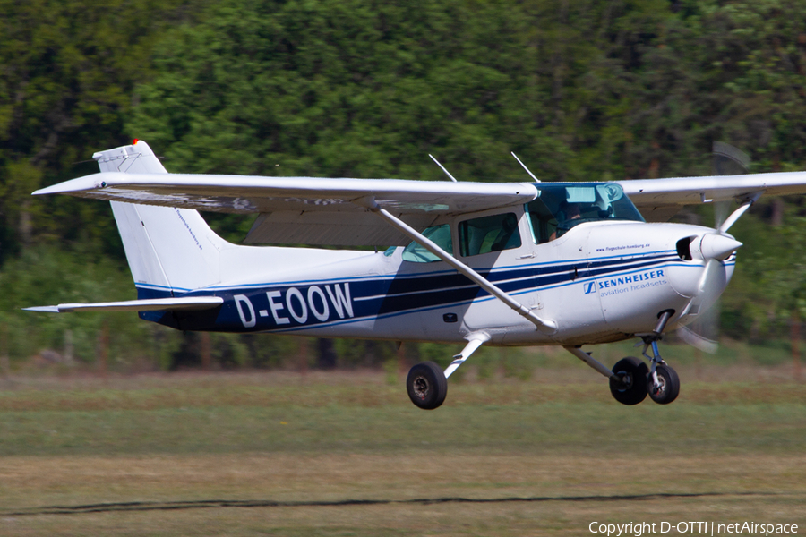 Air Hamburg Cessna F172N Skyhawk II (D-EOOW) | Photo 359003