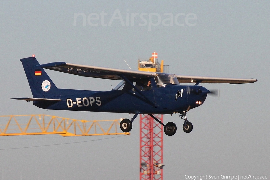 (Private) Cessna F152 (D-EOPS) | Photo 142319