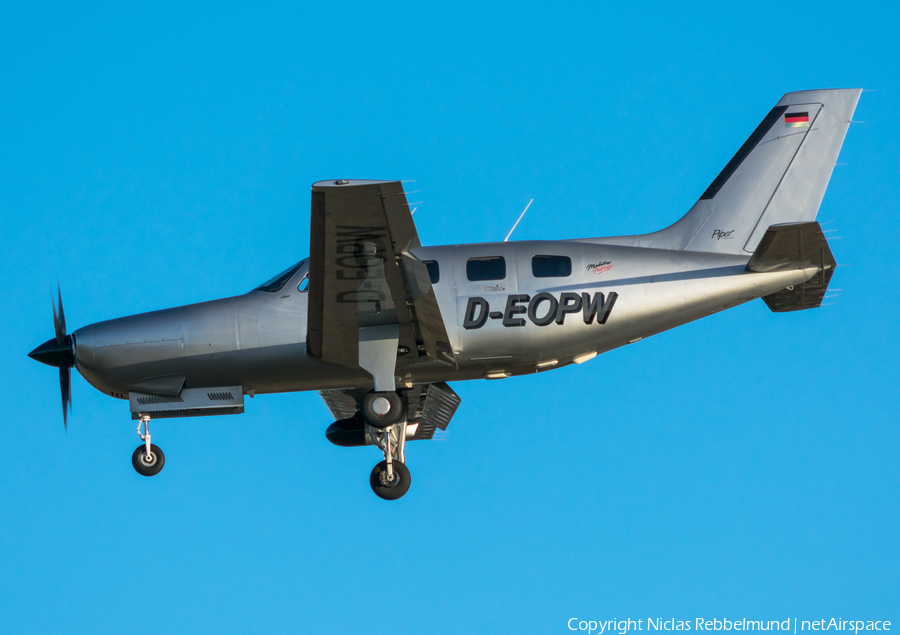 (Private) Piper PA-46-350P Malibu Mirage (D-EOPW) | Photo 229454
