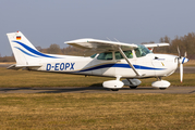 Airbus HFB Motorfluggruppe Cessna 172P Skyhawk (D-EOPX) at  Rendsburg - Schachtholm, Germany