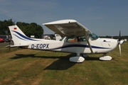 Airbus HFB Motorfluggruppe Cessna 172P Skyhawk (D-EOPX) at  Hodenhagen, Germany