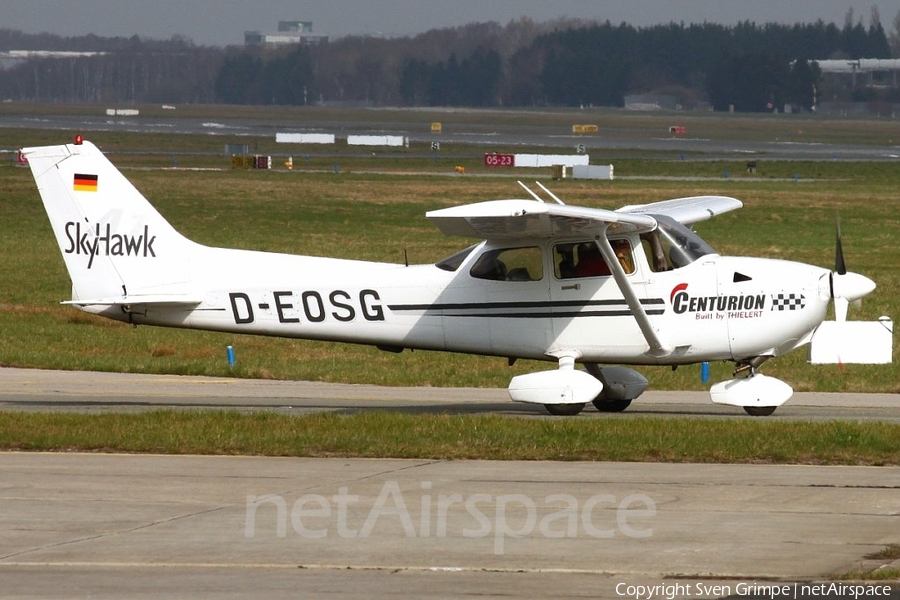 HFC Hamburg Cessna 172R Skyhawk (D-EOSG) | Photo 16212