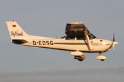 HFC Hamburg Cessna 172R Skyhawk (D-EOSG) at  Hamburg - Fuhlsbuettel (Helmut Schmidt), Germany