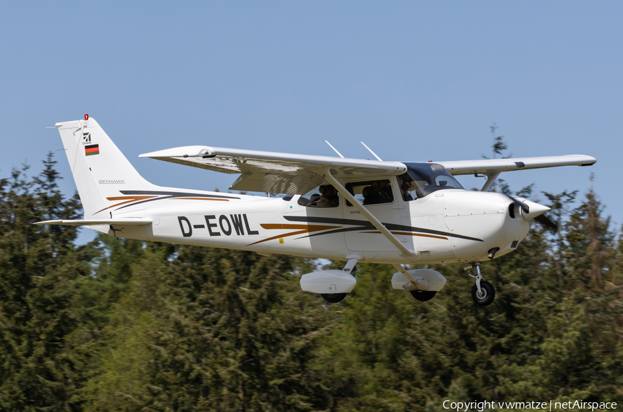 FSV Cumulus Uelzen Cessna 172R Skyhawk (D-EOWL) | Photo 570263
