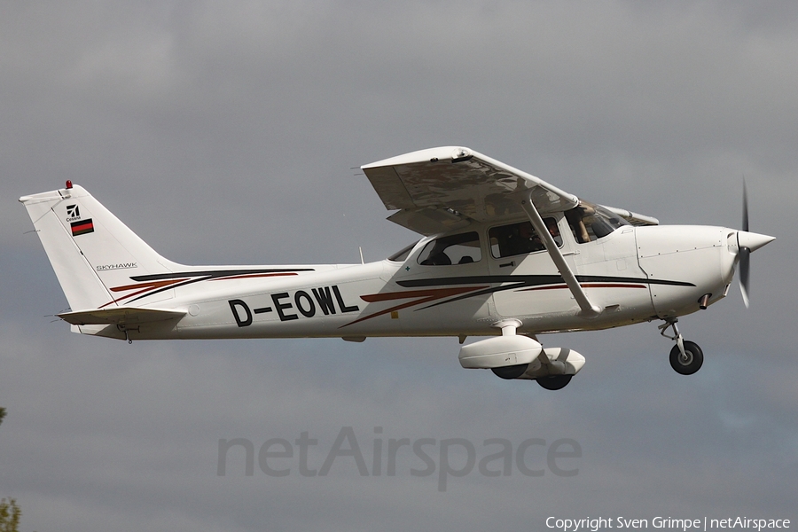 FSV Cumulus Uelzen Cessna 172R Skyhawk (D-EOWL) | Photo 570304