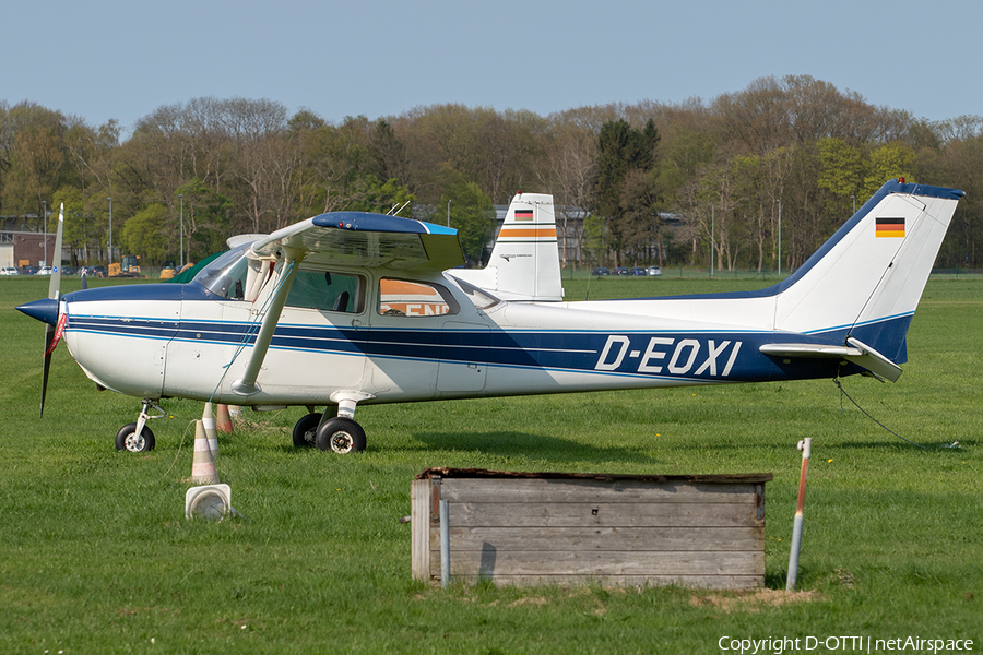 (Private) Cessna F172M Skyhawk (D-EOXI) | Photo 239519