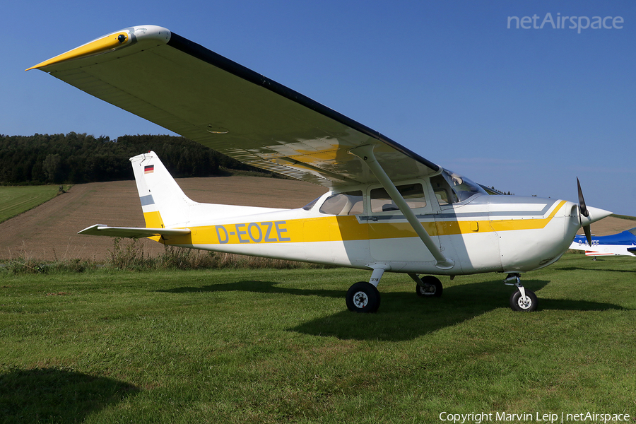 (Private) Cessna F172N Skyhawk II (D-EOZE) | Photo 640252