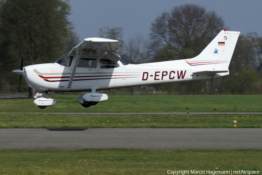 Motorflug Münster e.V. Cessna 172S Skyhawk SP (D-EPCW) | Photo 163893
