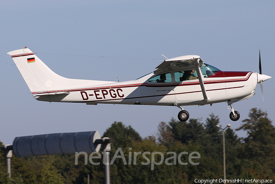 (Private) Cessna TR182 Turbo Skylane RG (D-EPGC) | Photo 475600