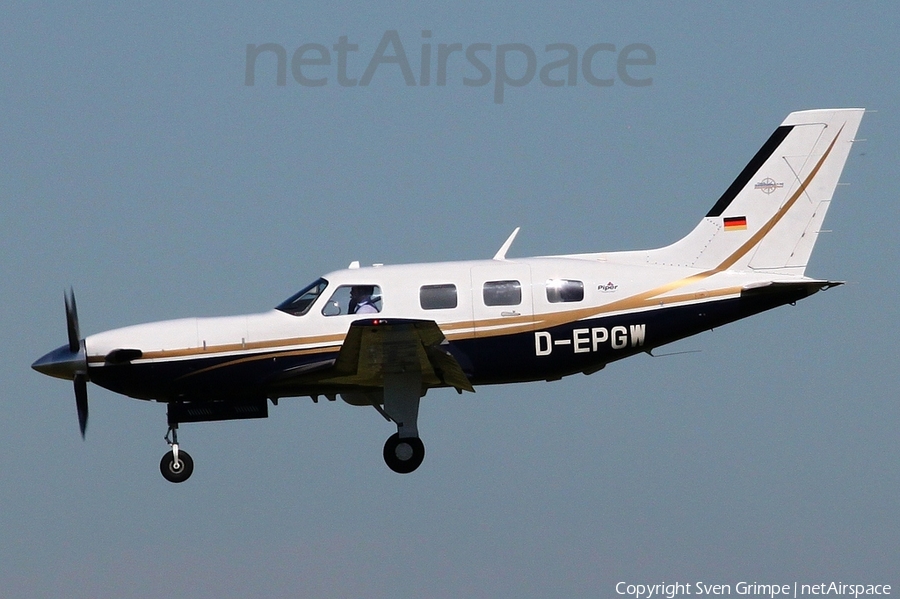 (Private) Piper PA-46-500TP Malibu Meridian (D-EPGW) | Photo 519996