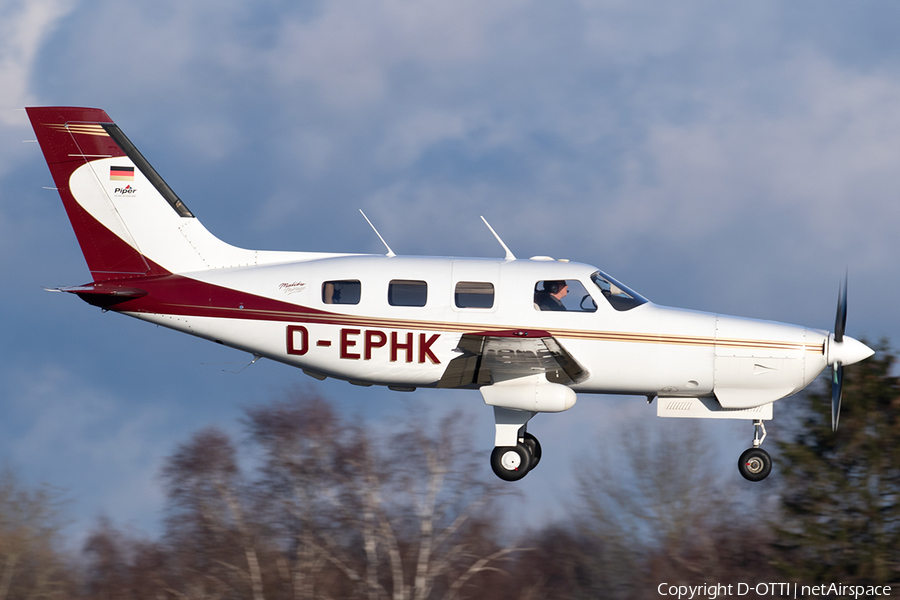 (Private) Piper PA-46-350P Malibu Mirage (D-EPHK) | Photo 544140