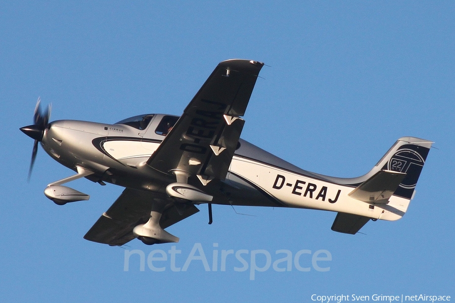 (Private) Cirrus SR22T GTS (D-ERAJ) | Photo 247799