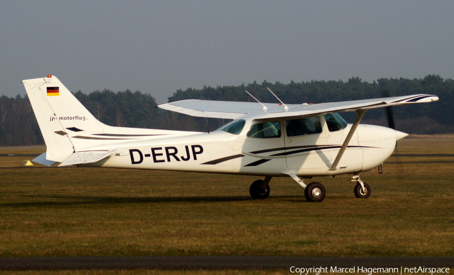 (Private) Cessna 172P Skyhawk (D-ERJP) | Photo 120590