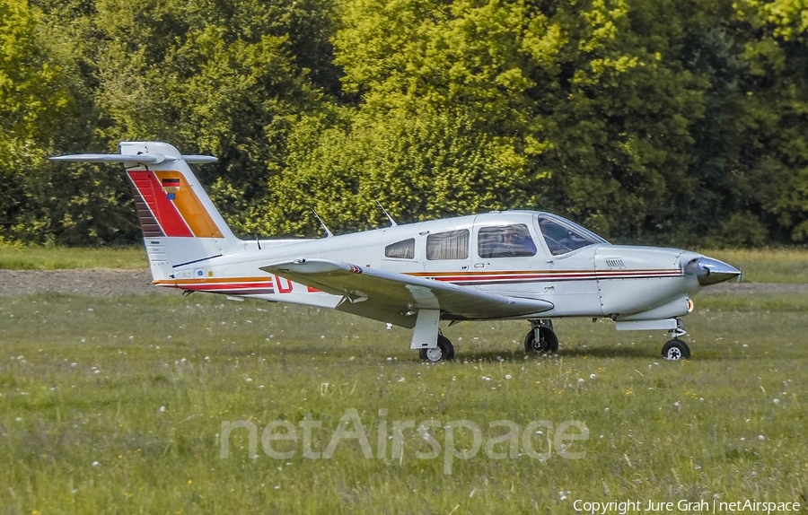 (Private) Piper PA-28RT-201T Turbo Arrow IV (D-ERKY) | Photo 106782