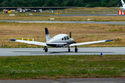 Airbus HFB Motorfluggruppe Piper PA-28R-201 Cherokee Arrow III (D-ERRO) at  Hamburg - Fuhlsbuettel (Helmut Schmidt), Germany