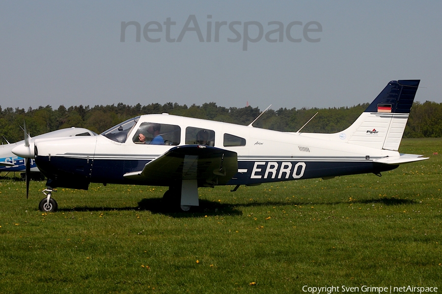 Airbus HFB Motorfluggruppe Piper PA-28R-201 Cherokee Arrow III (D-ERRO) | Photo 569359