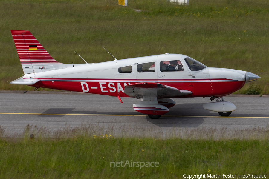 HFC Hamburg Piper PA-28-181 Archer III (D-ESAN) | Photo 452377