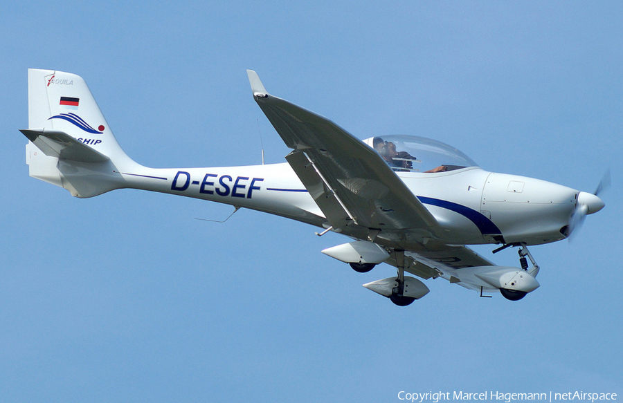 (Private) Aquila A210 (D-ESEF) | Photo 124715