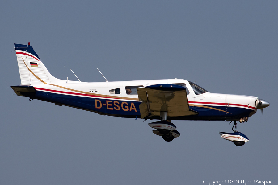 (Private) Piper PA-32-300 Cherokee Six (D-ESGA) | Photo 397846