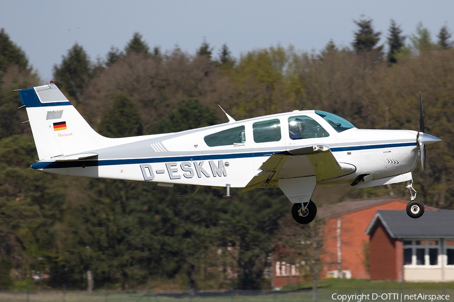 (Private) Beech F33A Bonanza (D-ESKM) | Photo 314185
