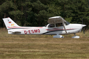 (Private) Cessna 172R Skyhawk II (D-ESMO) at  Wilsche - Gifhorn, Germany