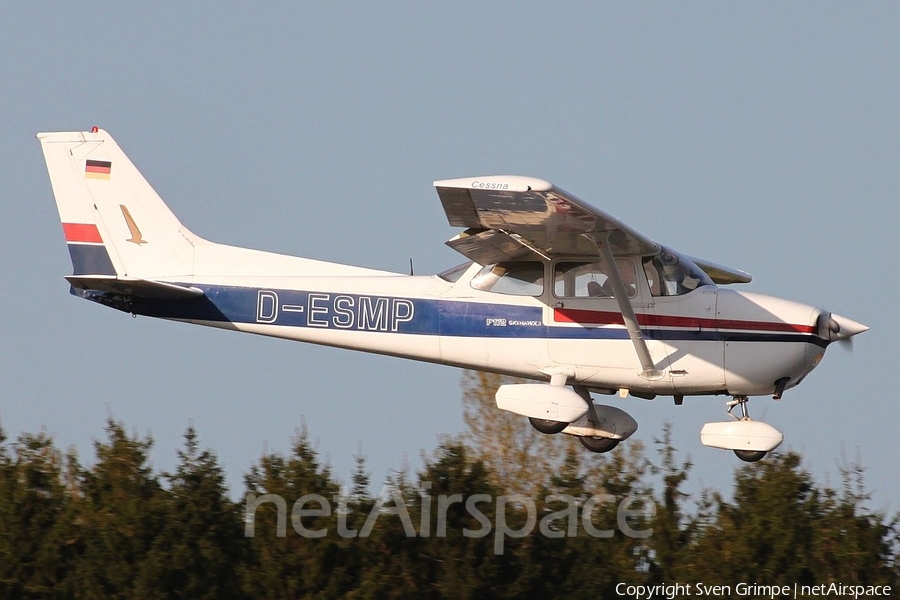 (Private) Cessna F172N Skyhawk II (D-ESMP) | Photo 25921