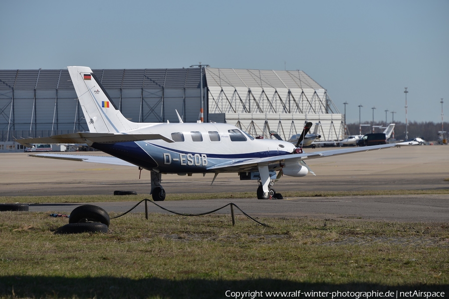 (Private) Piper PA-46-500TP Malibu Meridian (D-ESOB) | Photo 346398