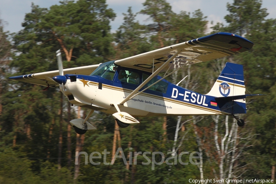 Flugschule Berlin-Brandenburg American Champion 7EC Champ (D-ESUL) | Photo 468036