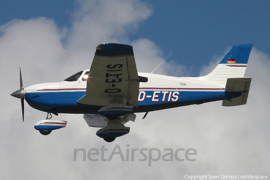 (Private) Piper PA-28-181 Archer III (D-ETIS) | Photo 187714