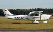 JP Motorflugschule Cessna 172P Skyhawk (D-ETJP) at  Borkenberge, Germany