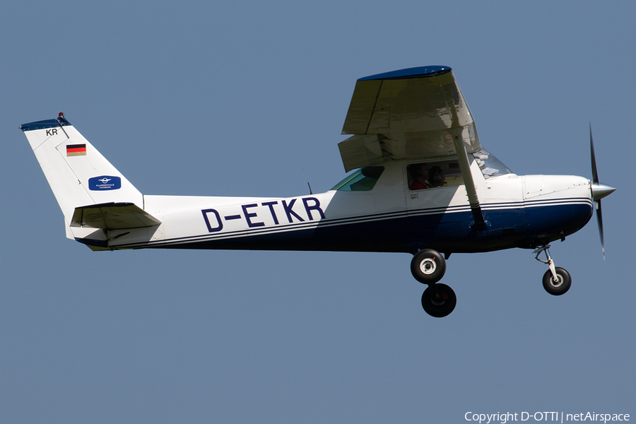 Air Hamburg Cessna 150M (D-ETKR) | Photo 313775