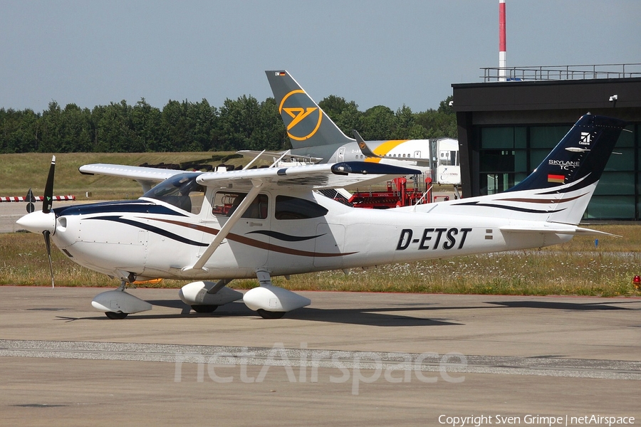 (Private) Cessna T182T Turbo Skylane TC (D-ETST) | Photo 387996