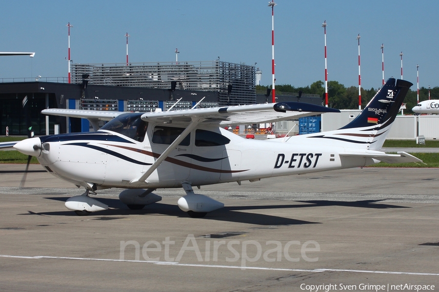 (Private) Cessna T182T Turbo Skylane TC (D-ETST) | Photo 450350