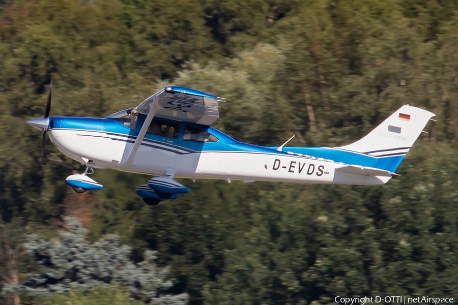 (Private) Cessna 182T Skylane (D-EVDS) | Photo 397774