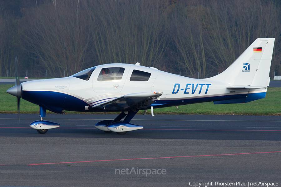 (Private) Cessna LC41-550FG Columbia 400 (D-EVTT) | Photo 61621