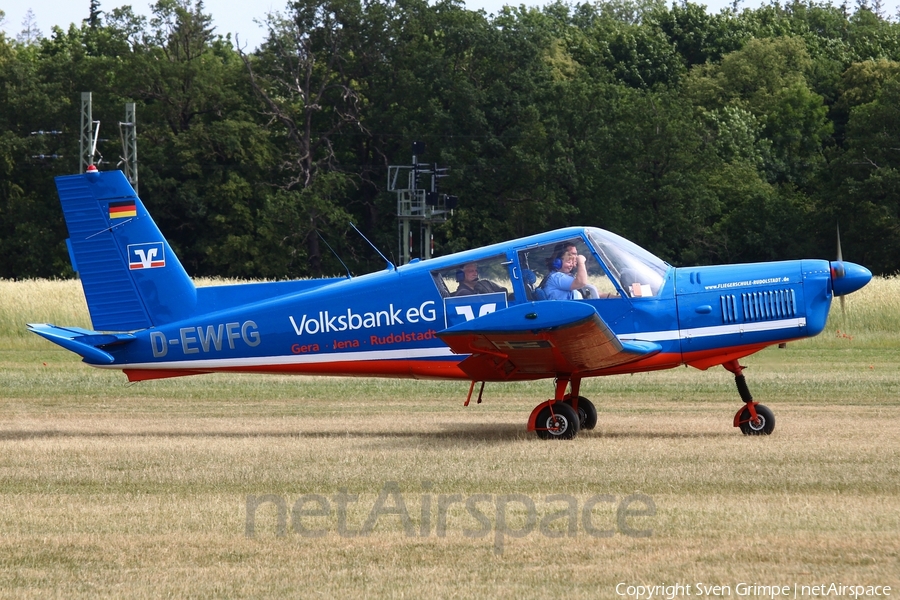 Fliegerschule Rudolstadt Zlin Z-42MU (D-EWFG) | Photo 514089