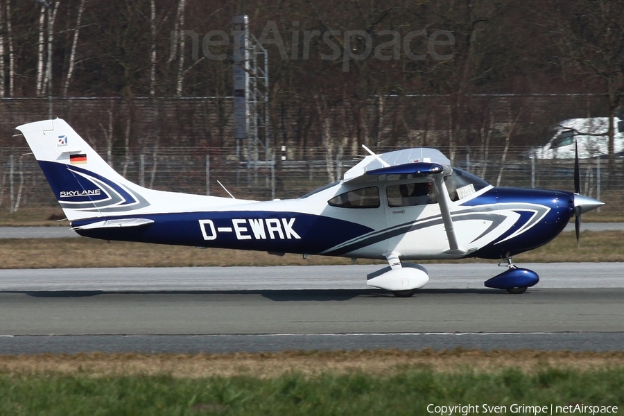 (Private) Cessna 182T Skylane (D-EWRK) | Photo 500707