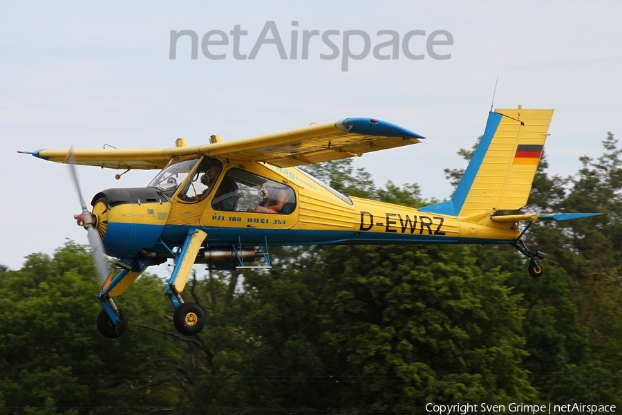 (Private) PZL-Okecie PZL-104 Wilga 35A (D-EWRZ) | Photo 514866