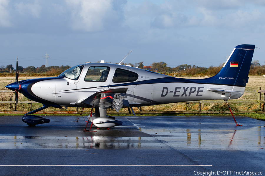 (Private) Cirrus SR22T G6 GTS Carbon (D-EXPE) | Photo 480578