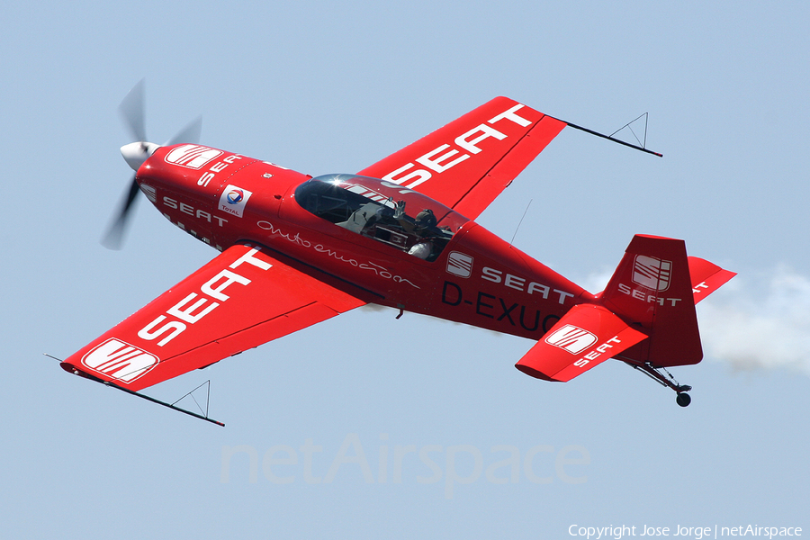 Aerobatica Extra EA-300L (D-EXUG) | Photo 586461