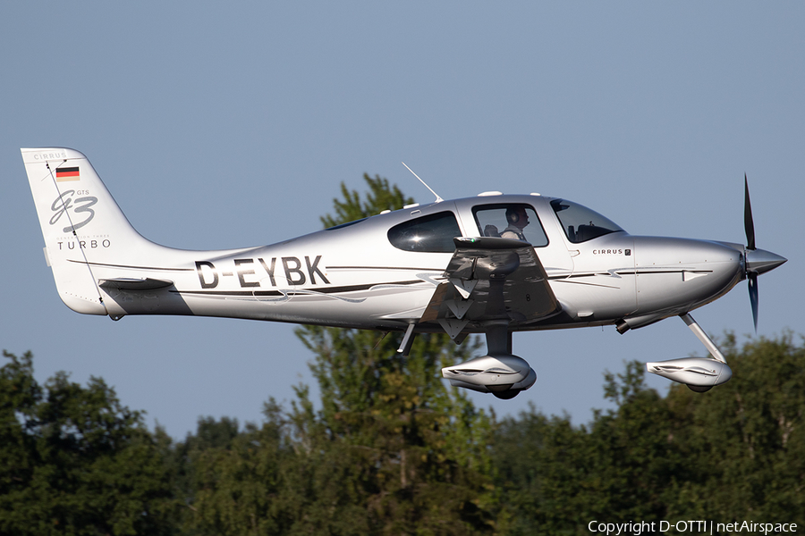 (Private) Cirrus SR22 G3 GTS (D-EYBK) | Photo 523408