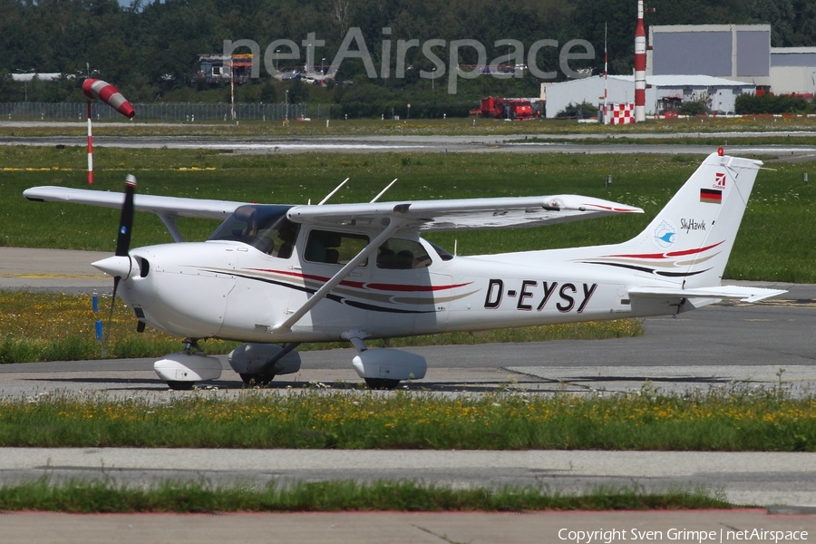 Luftsportverein Flensburg Cessna 172R Skyhawk II (D-EYSY) | Photo 458856