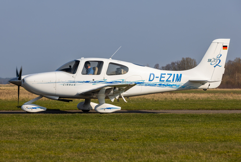 (Private) Cirrus SR20 G2 (D-EZIM) at  Rendsburg - Schachtholm, Germany