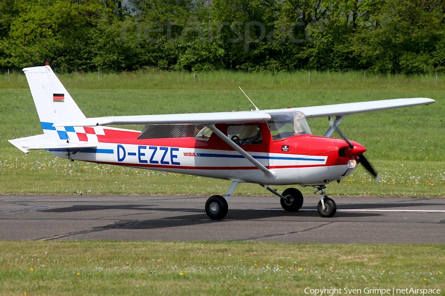 (Private) Cessna FRA150M Aerobat (D-EZZE) | Photo 571686