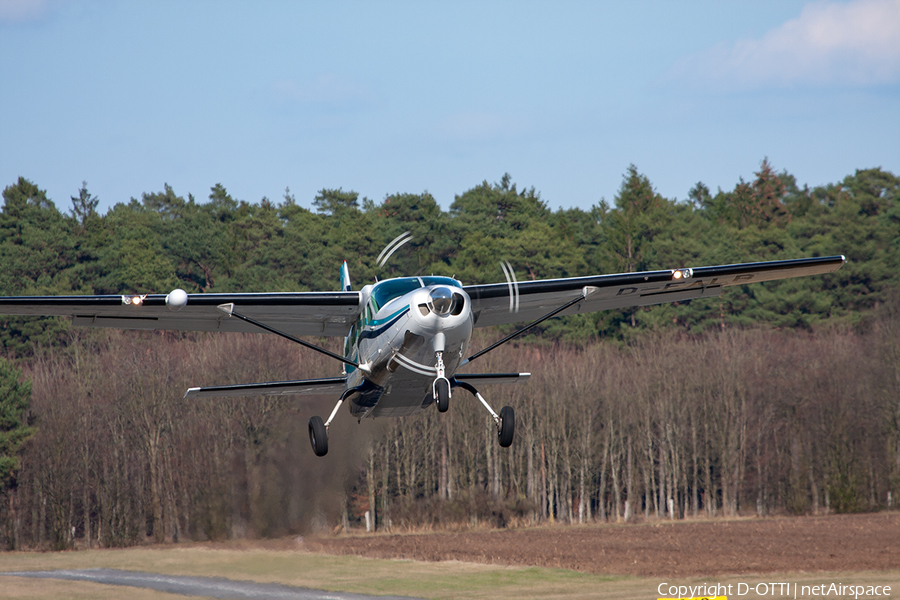 (Private) Cessna 208B Grand Caravan (D-FALB) | Photo 287633