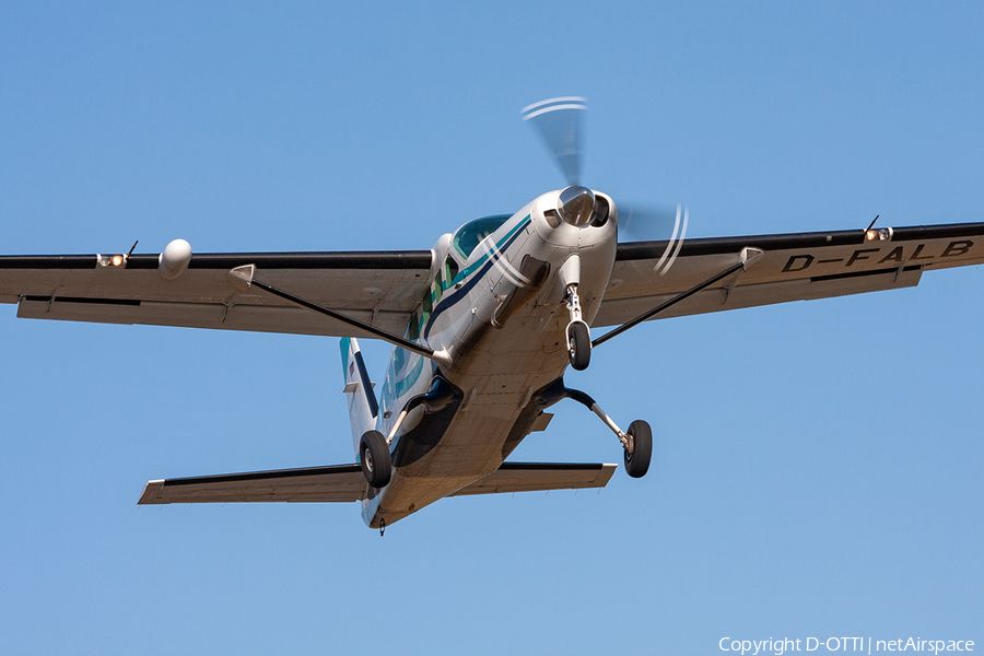 (Private) Cessna 208B Grand Caravan (D-FALB) | Photo 287634