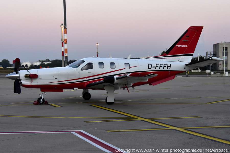 (Private) Socata TBM 850 (D-FFFH) | Photo 584466