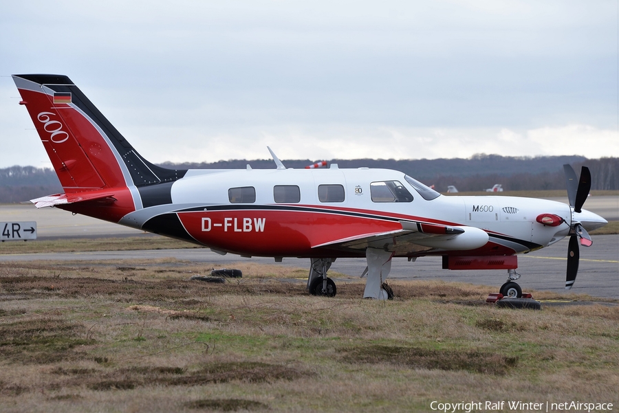 (Private) Piper PA-46-600TP M600 (D-FLBW) | Photo 309606