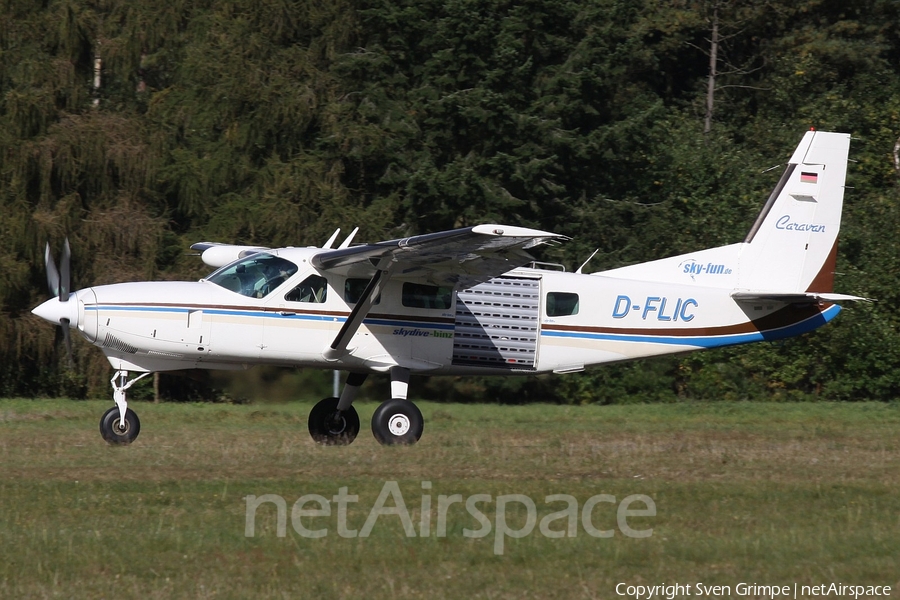 Sky-Fun Cessna 208 Caravan I (D-FLIC) | Photo 127497