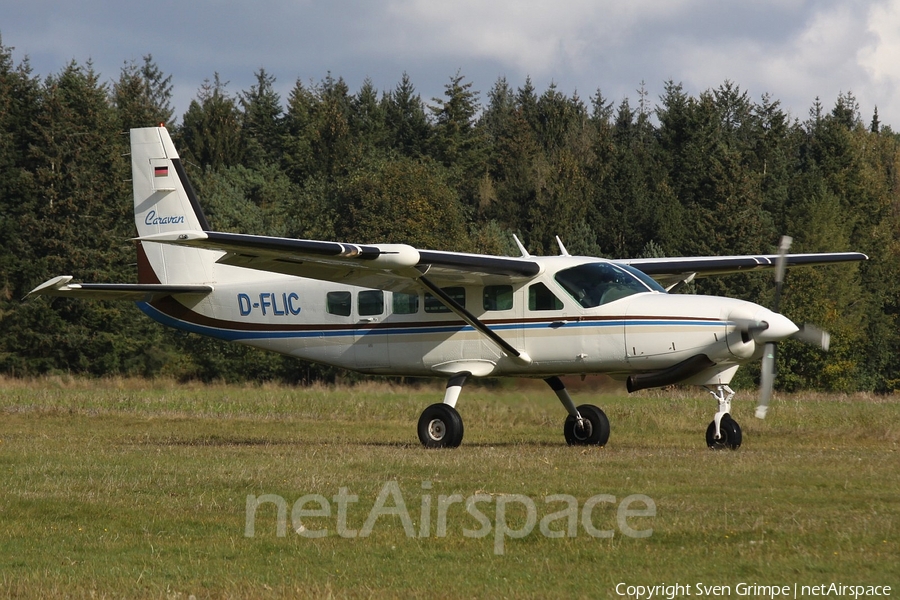 Sky-Fun Cessna 208 Caravan I (D-FLIC) | Photo 127498